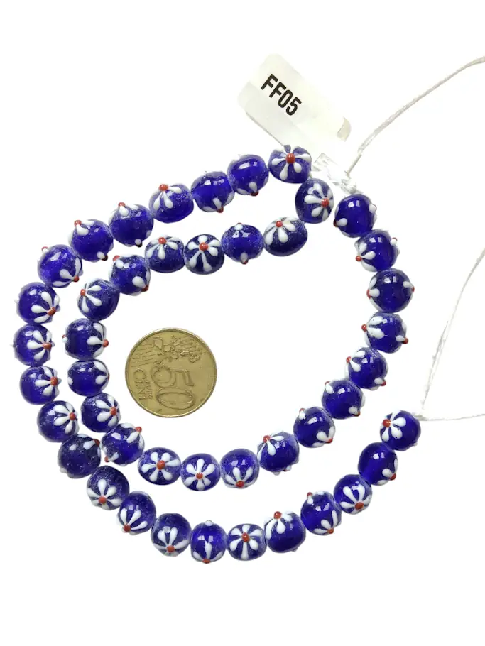 Collar de cuentas de vidrio con estampado de flores