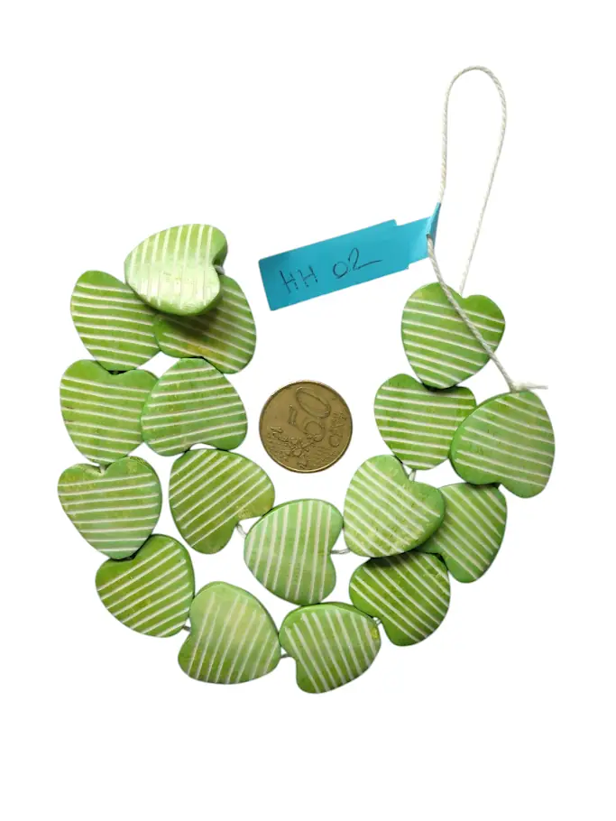 Collar de hueso corazón