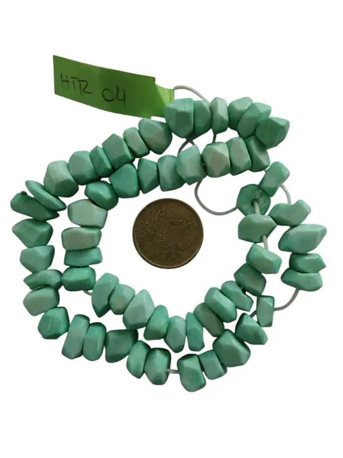 Collar de hueso irregular