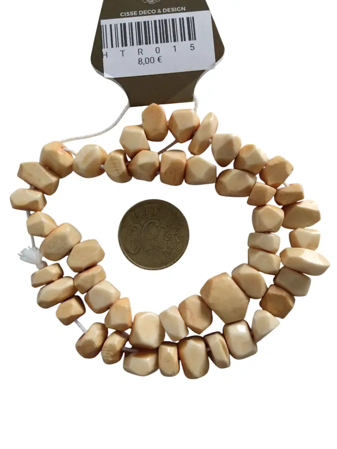 Collar de hueso irregular