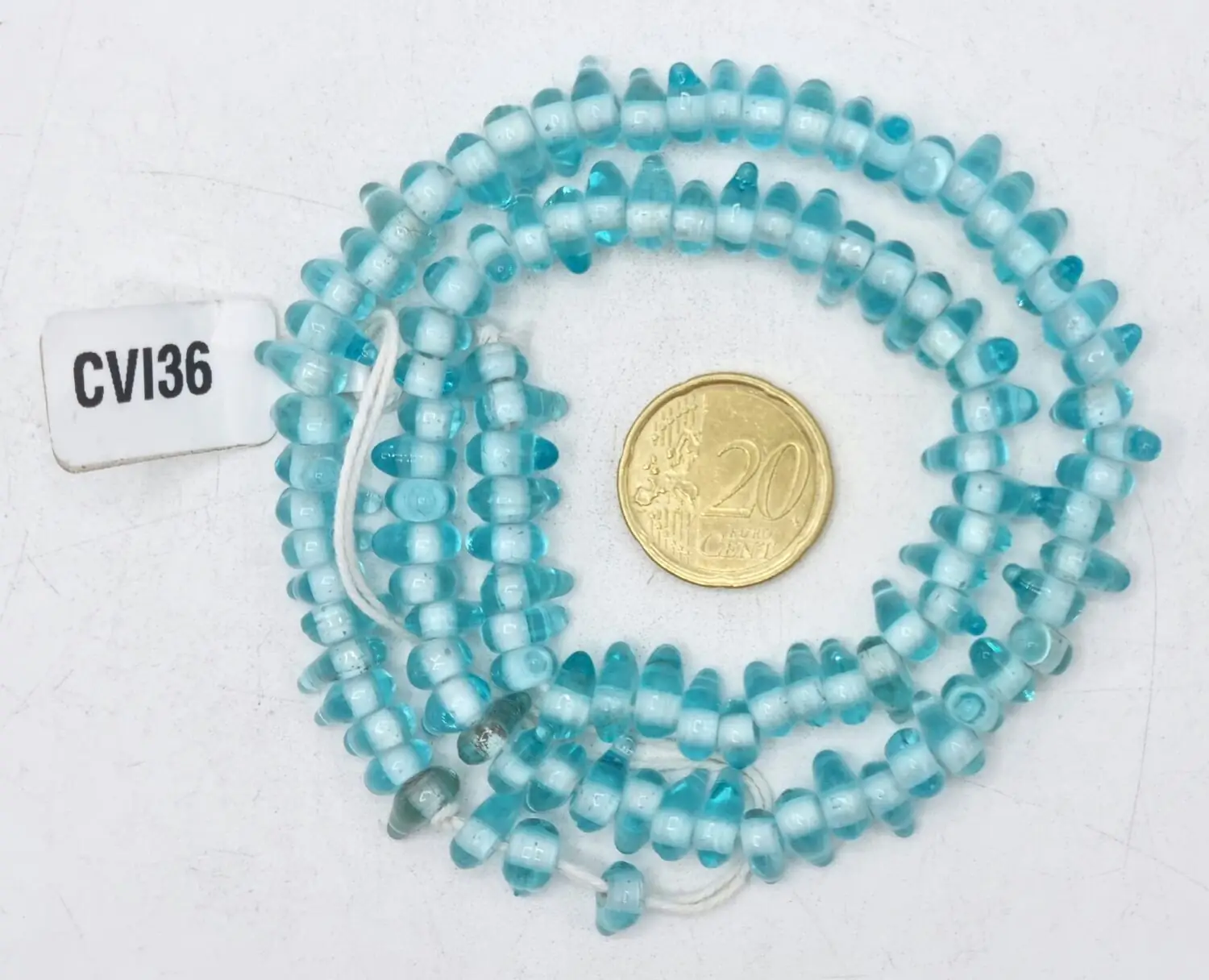 Collar de vidrio de cuentas irregulares