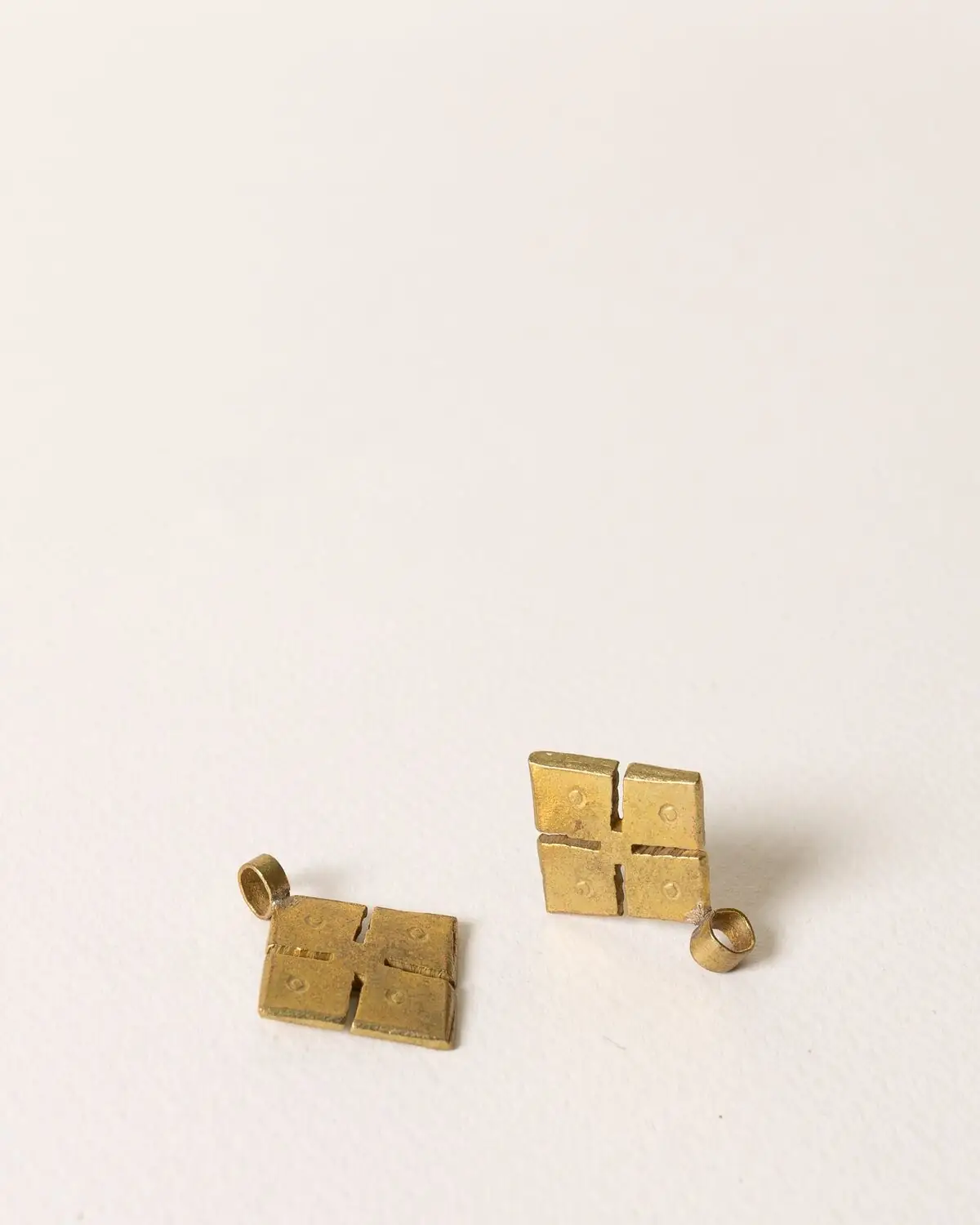 Cuenta de bronce pequeña (Pack de 2 piezas)
