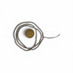 Tiras de bronce plateada