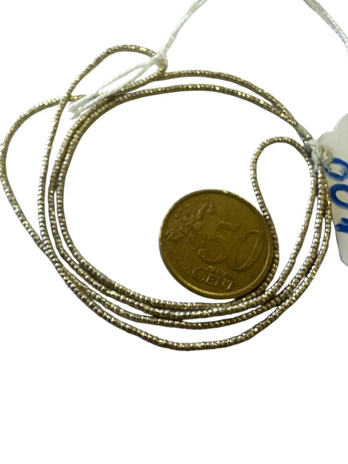 Tiras de bronce plateada