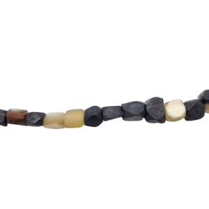 Collar de cuentas de asta