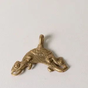 Colgante de bronce hecho a mano