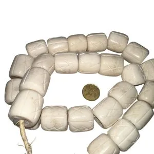 Collar de hueso