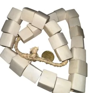 Collar de hueso