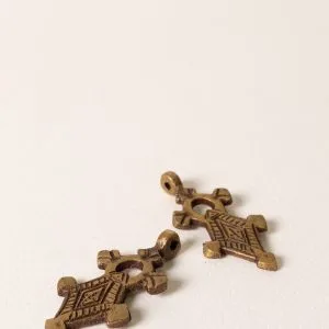 Cruz de bronce (Pack de 2 piezas)