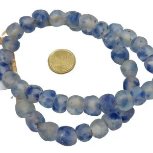 Collar de cuentas de vidrio de Ghana moteado
