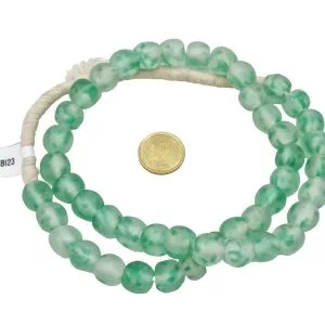 Collar de cuentas de vidrio de Ghana moteado