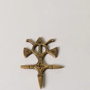 Cruz de bronce