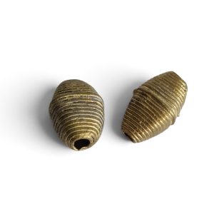Tubo de bronce