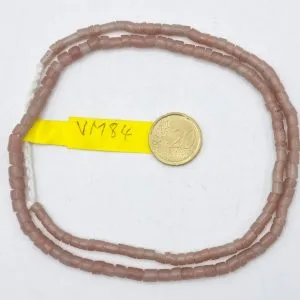 Collar de vidrio reciclado hecho a mano