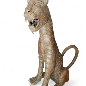 Leopardo de bronce