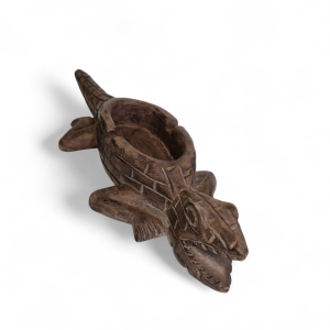 Cocodrilo de madera