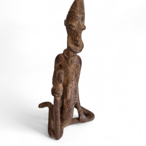 HOMBRE DOGON SENTADO