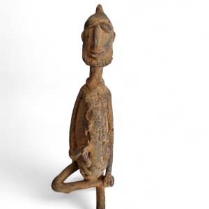 HOMBRE DOGON SENTADO