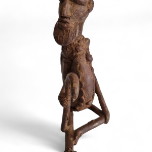 HOMBRE DOGON SENTADO
