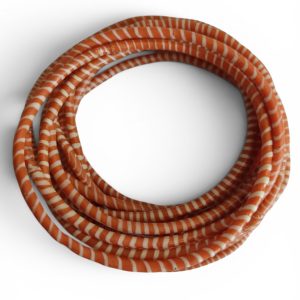 Pulsera de plástico reciclado