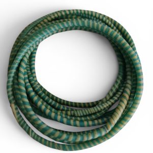 Pulsera de plástico reciclado