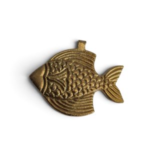 Pez de bronce plano con  aletas